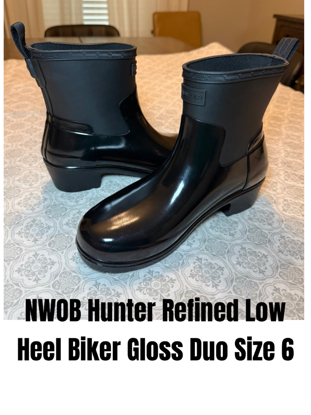 Hunter Refined Low Heel Biker Gloss Duo Size 6